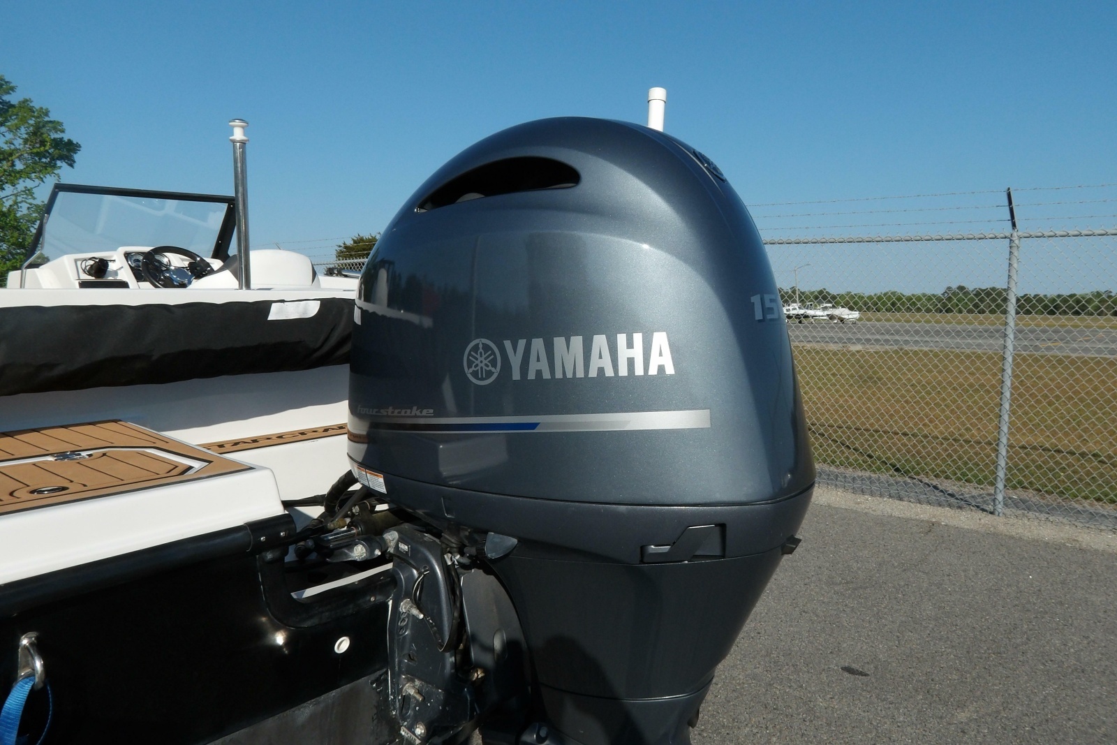 19ft Starcraft Yacht For Sale