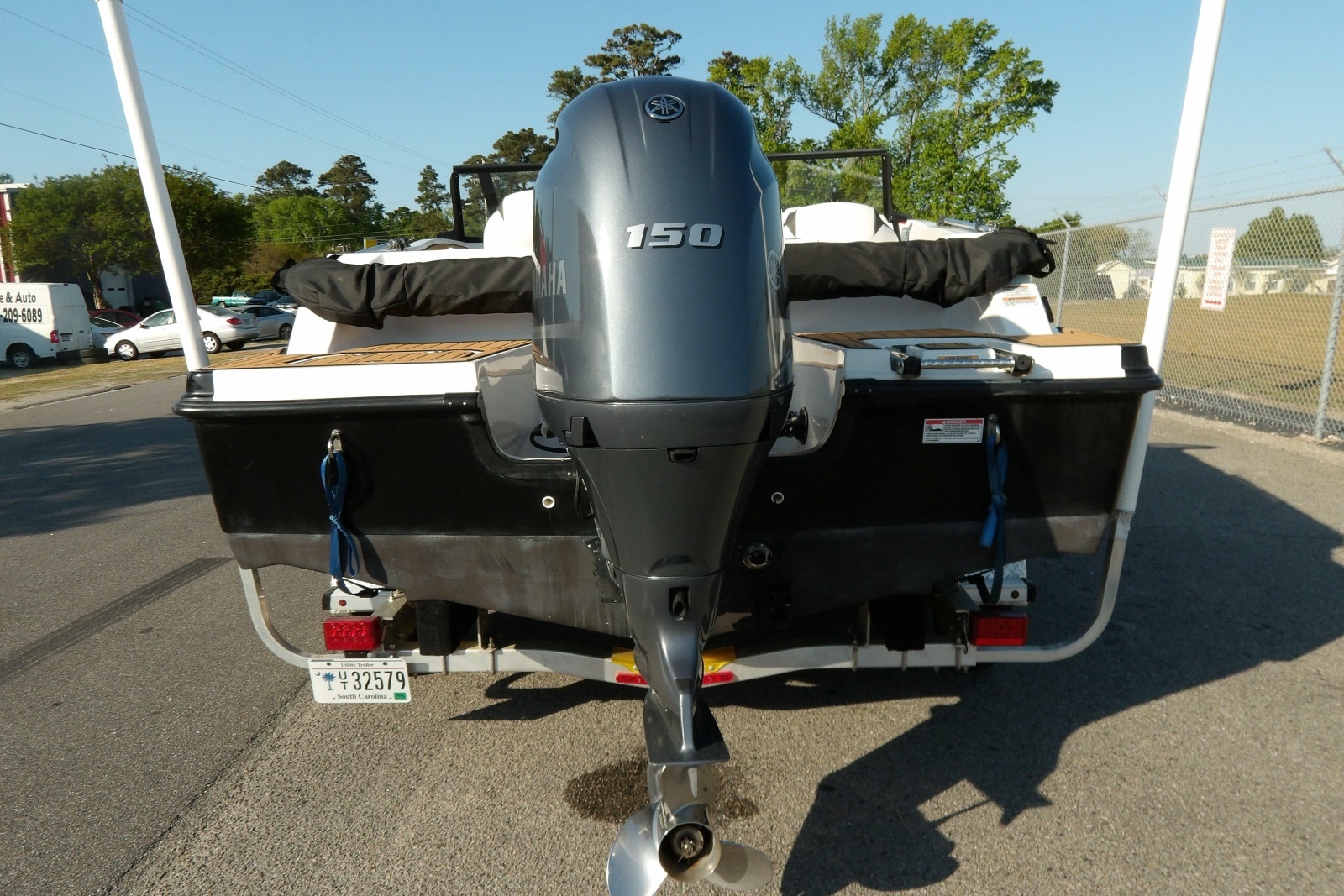 19ft Starcraft Yacht For Sale