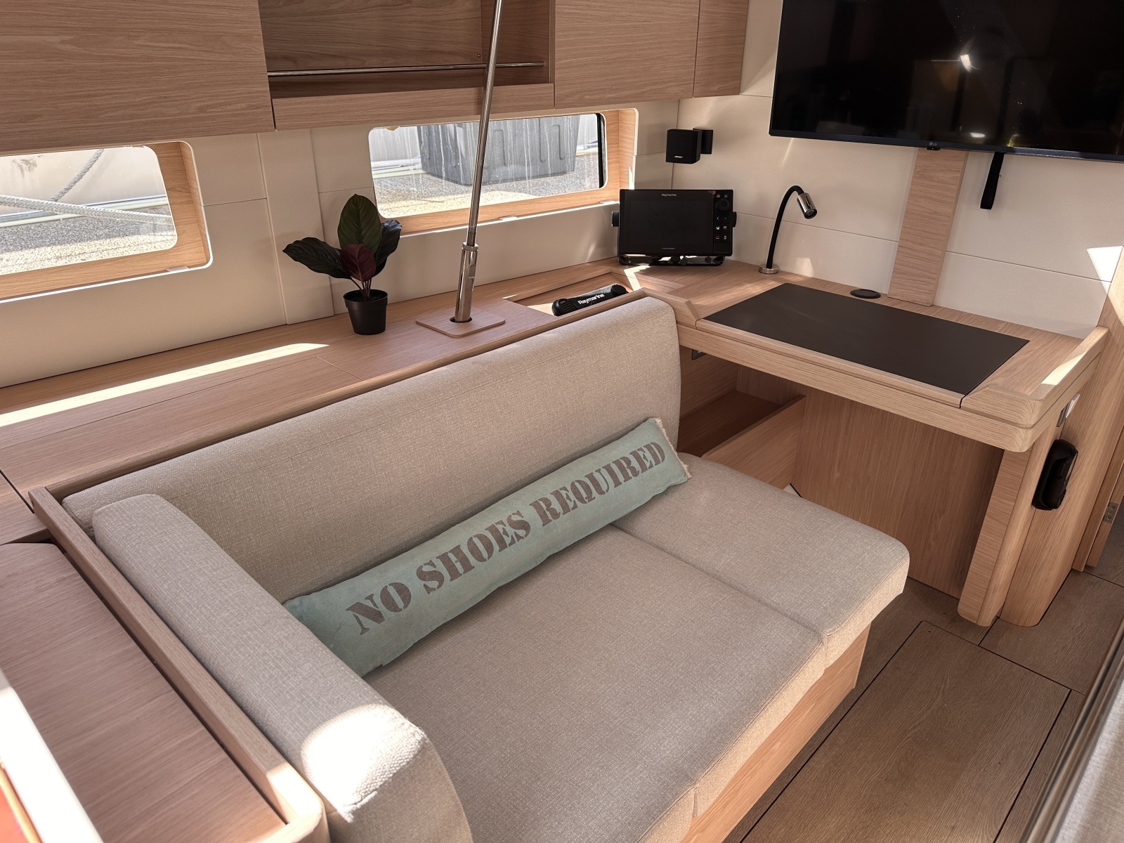Pretender 46ft Beneteau Yacht For Sale