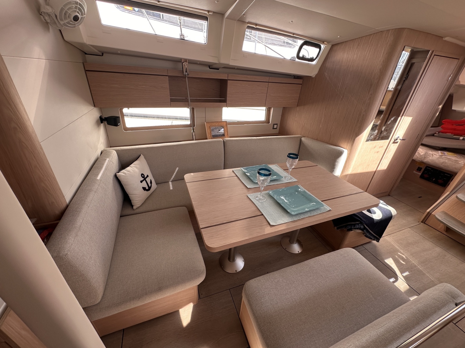 Pretender 46ft Beneteau Yacht For Sale