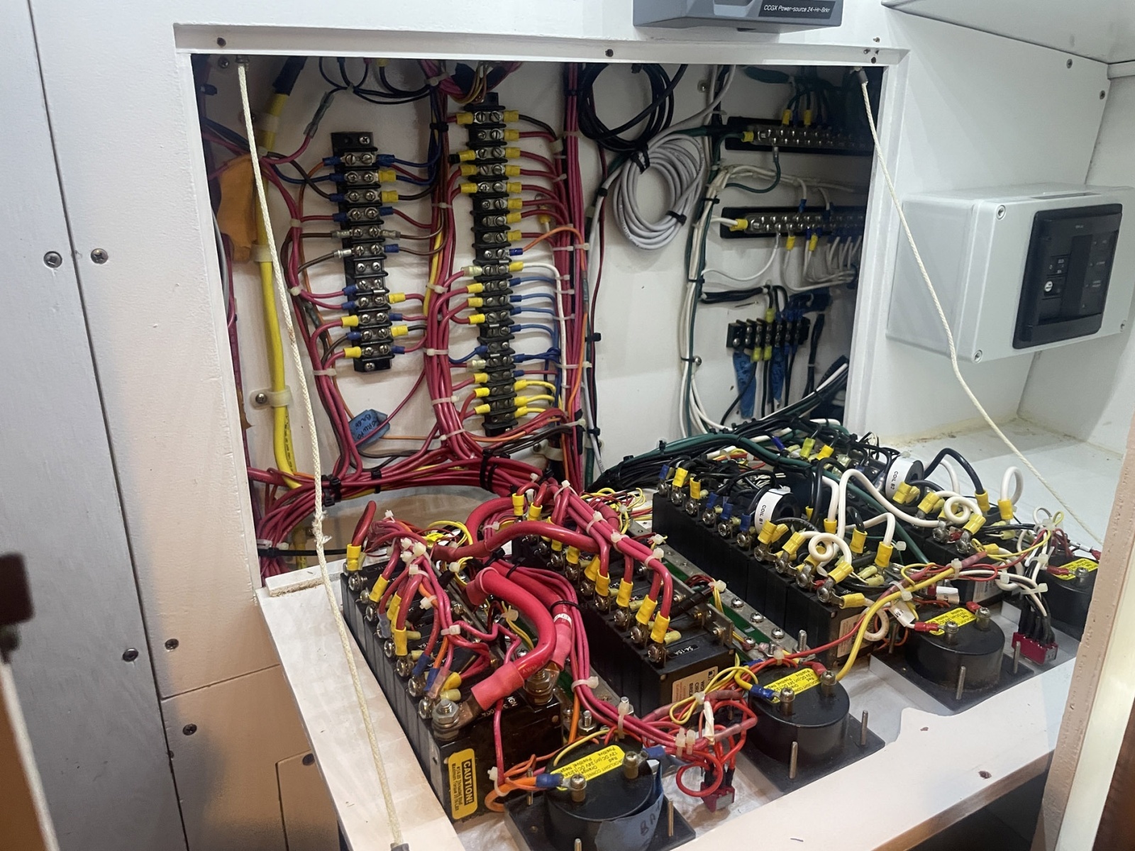 Dolphin II 34ft Hatteras Yacht For Sale