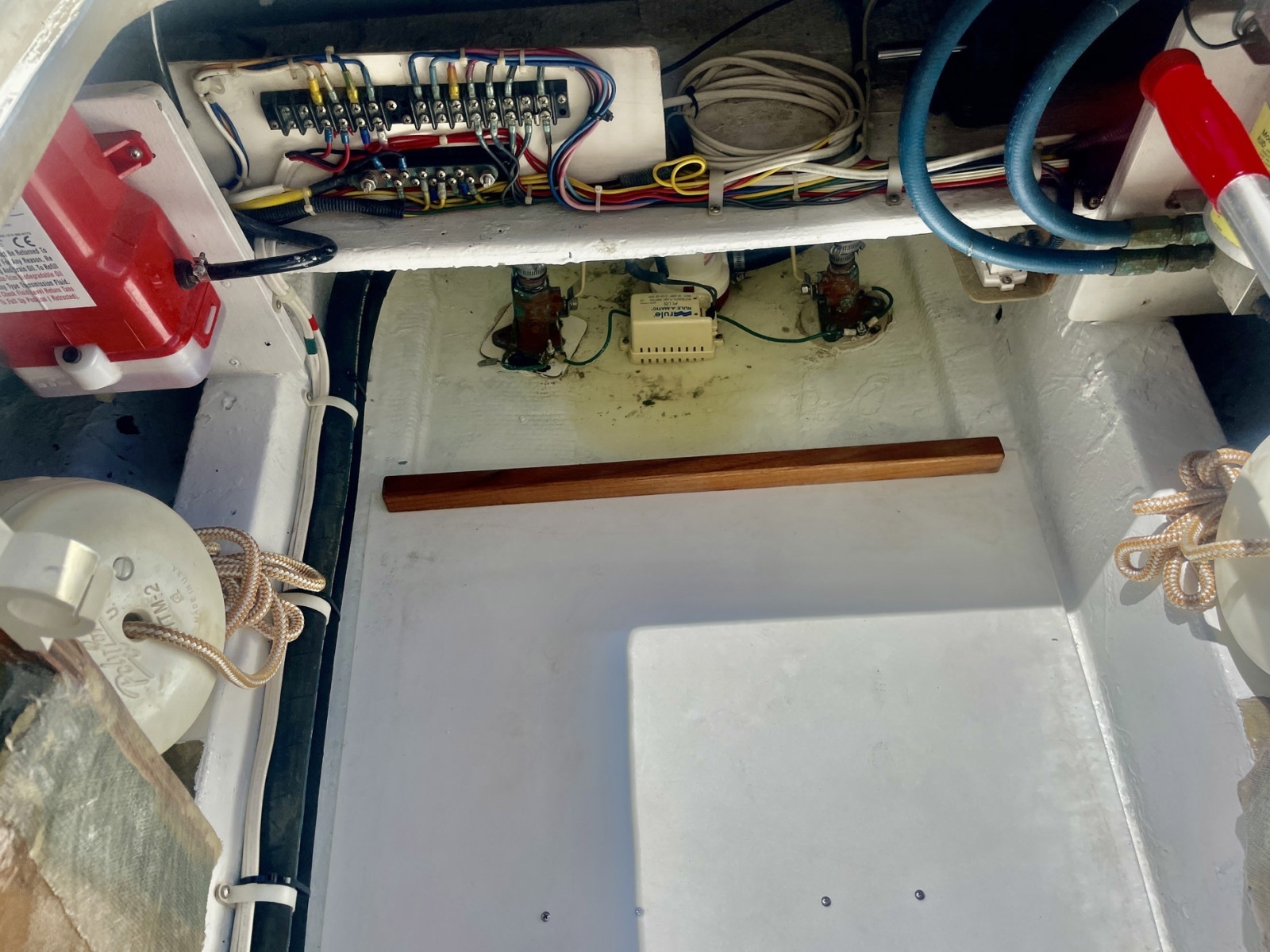 Dolphin II 34ft Hatteras Yacht For Sale