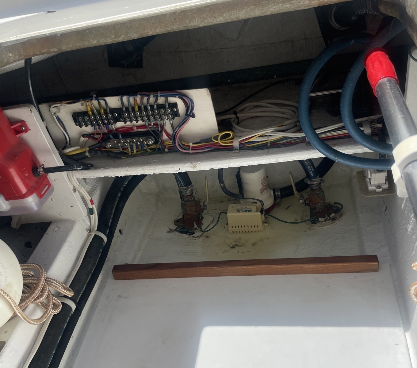 Dolphin II 34ft Hatteras Yacht For Sale