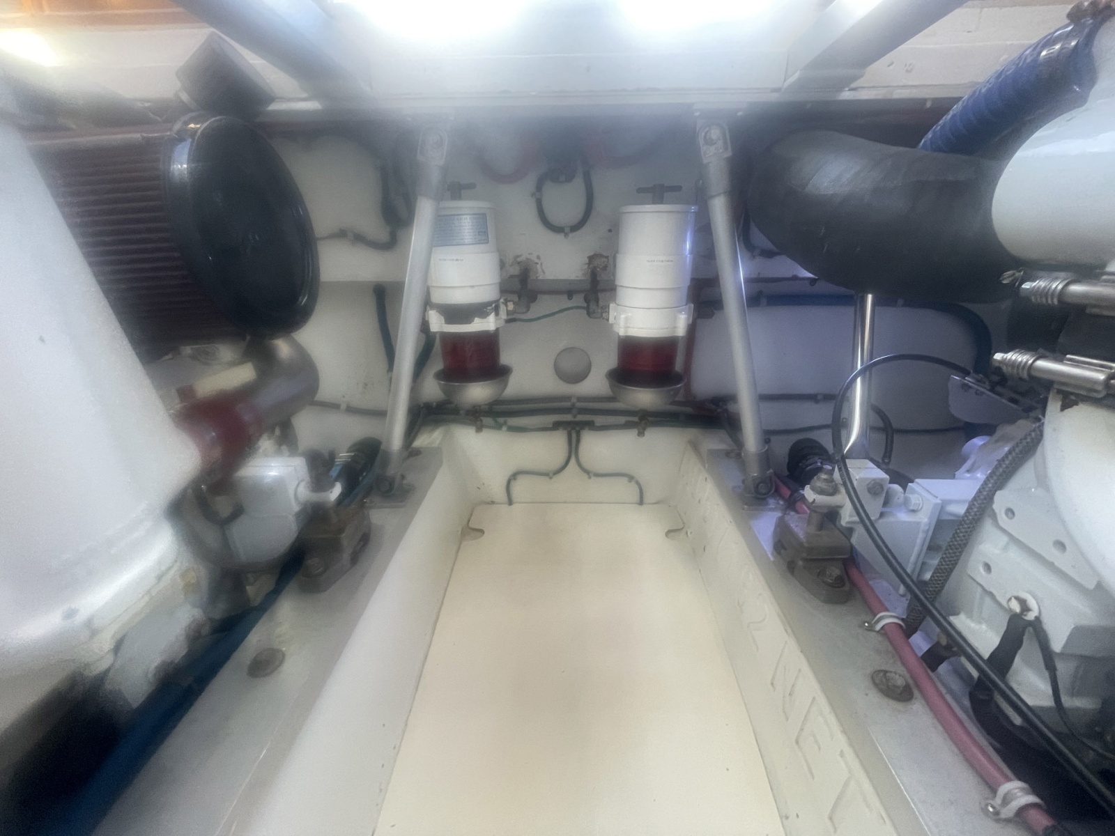 Dolphin II 34ft Hatteras Yacht For Sale