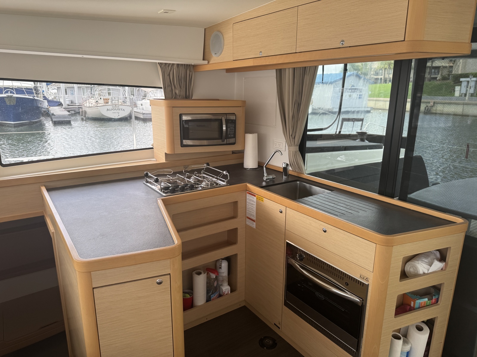 Moonlight Lady 42ft Lagoon Yacht For Sale