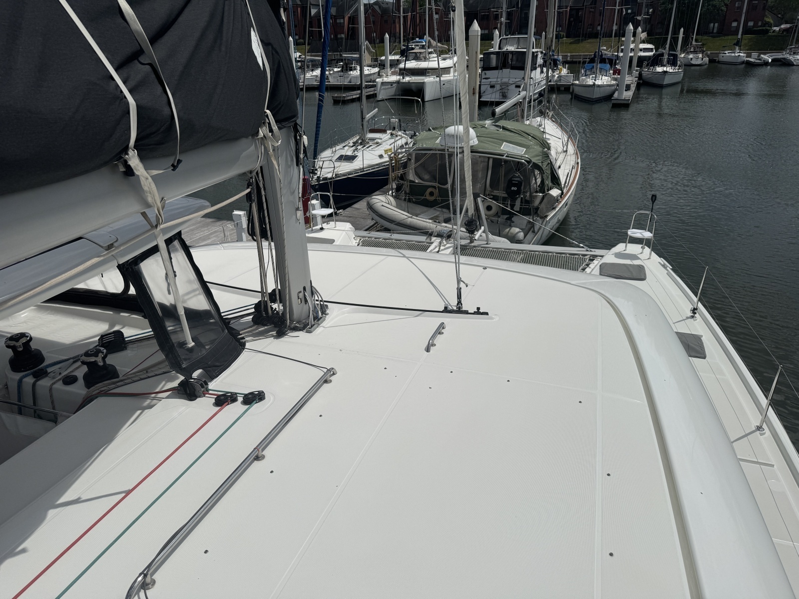 Moonlight Lady 42ft Lagoon Yacht For Sale