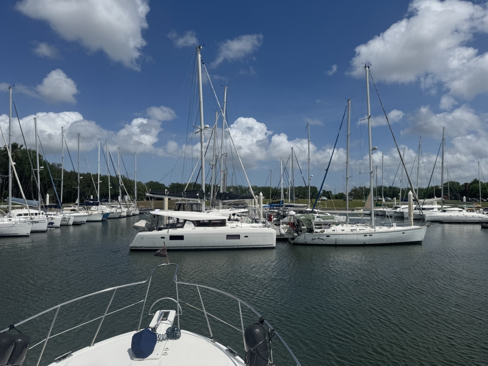 Moonlight Lady 42ft Lagoon Yacht For Sale