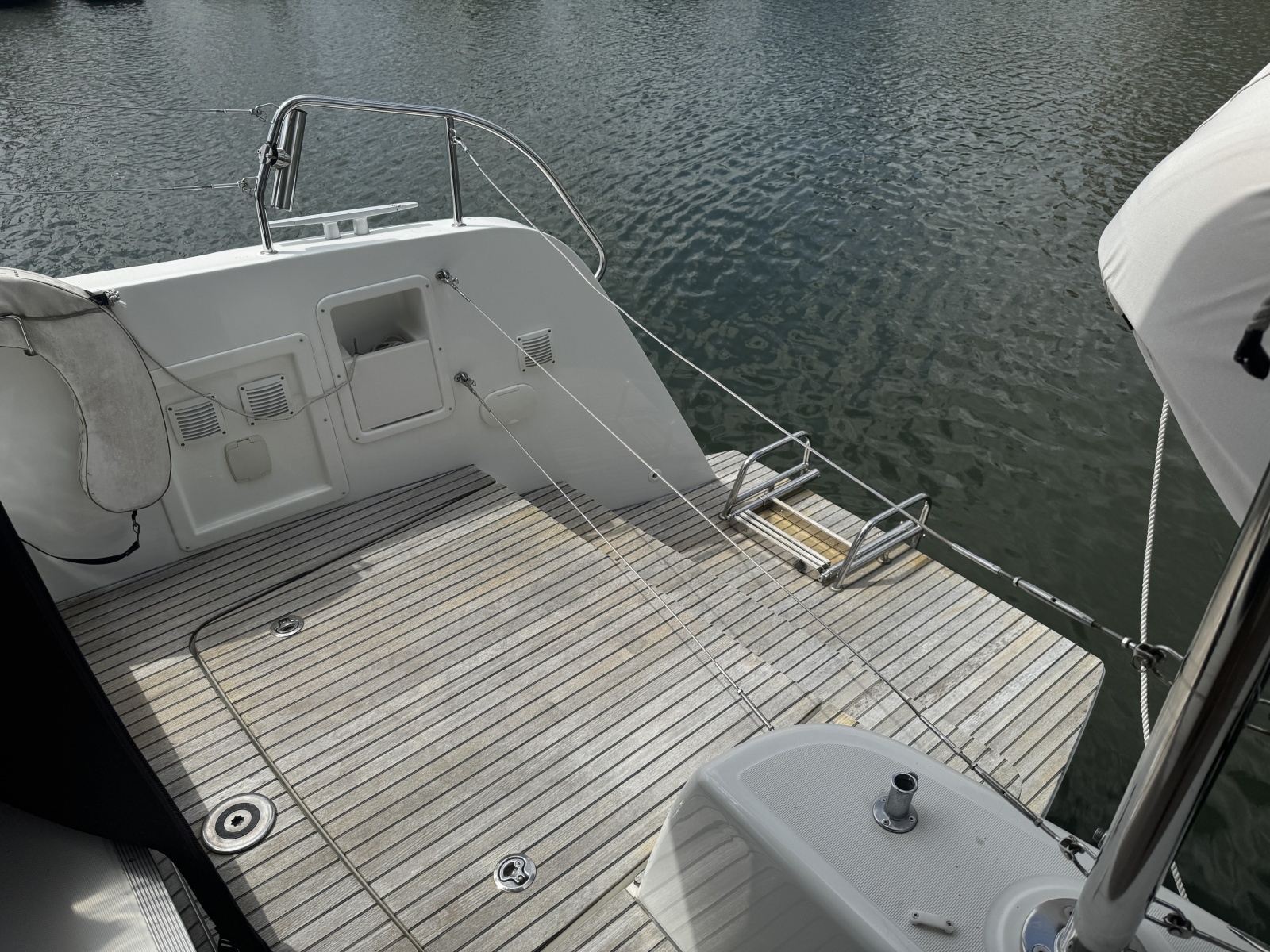 Moonlight Lady 42ft Lagoon Yacht For Sale