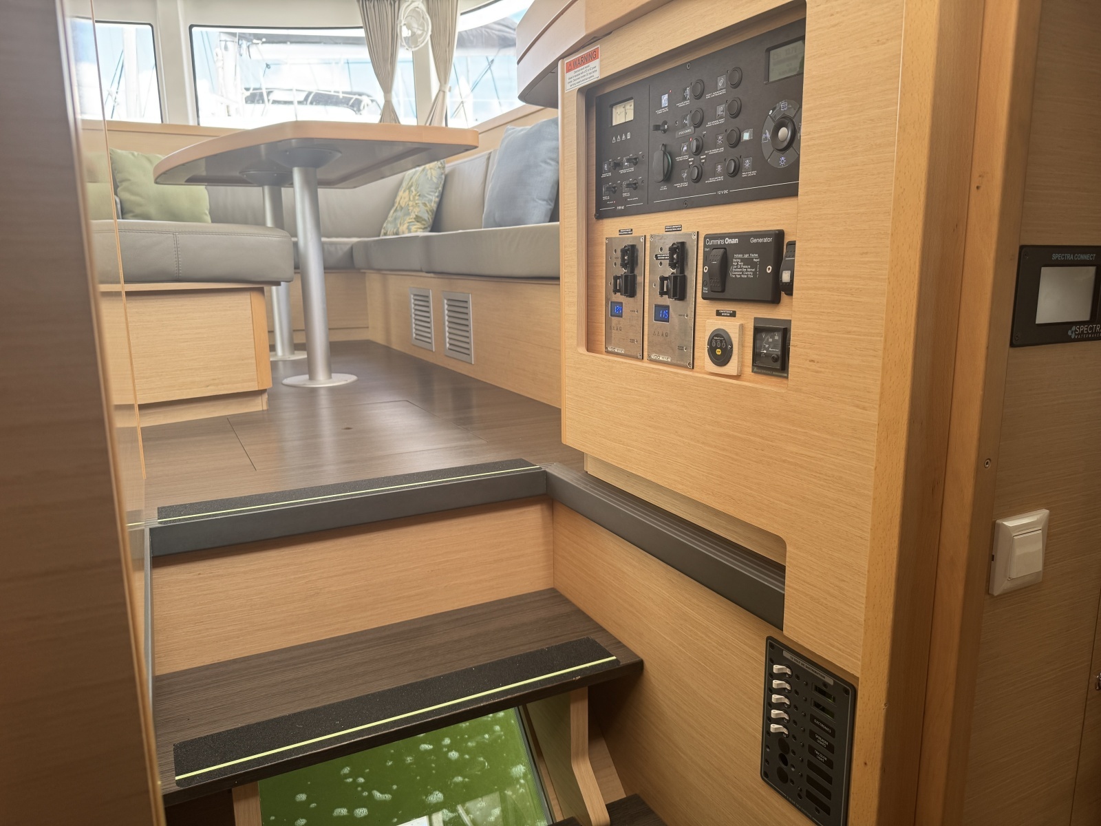 Moonlight Lady 42ft Lagoon Yacht For Sale