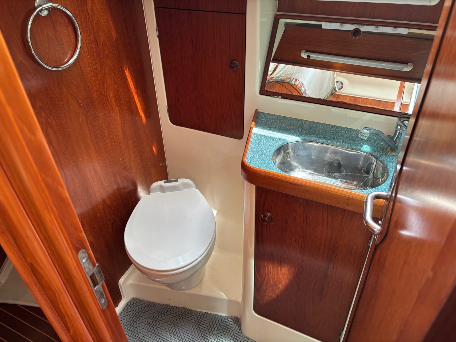 Sola Stella 43ft Jeanneau Yacht For Sale