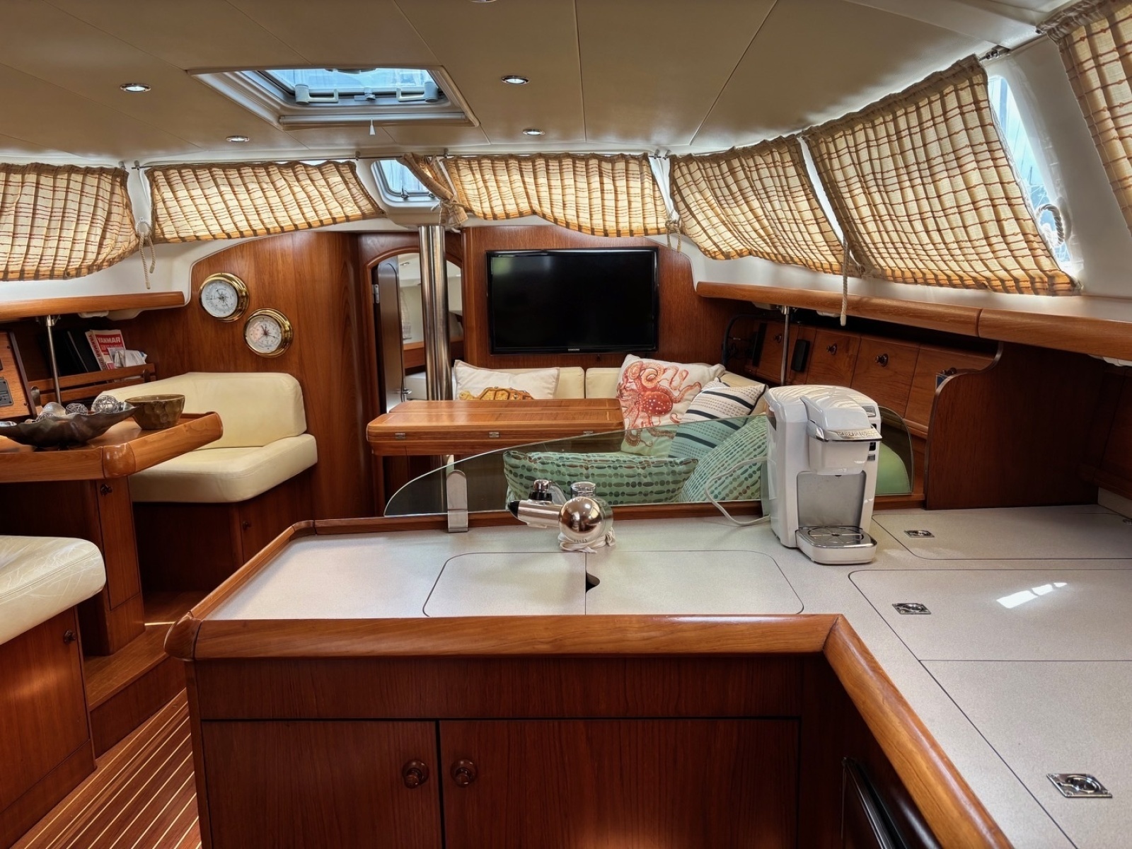 Sola Stella 43ft Jeanneau Yacht For Sale