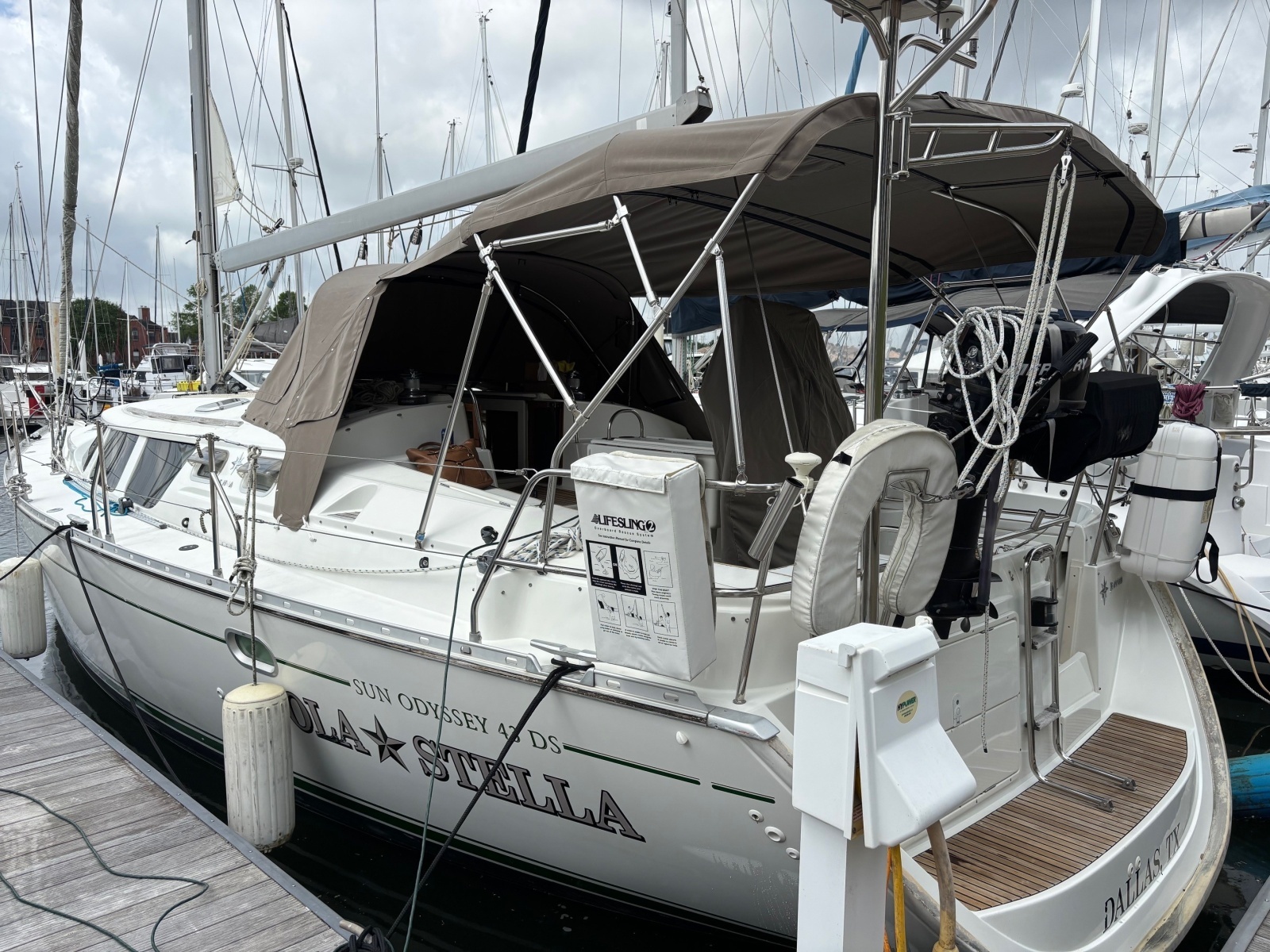 Sola Stella 43ft Jeanneau Yacht For Sale