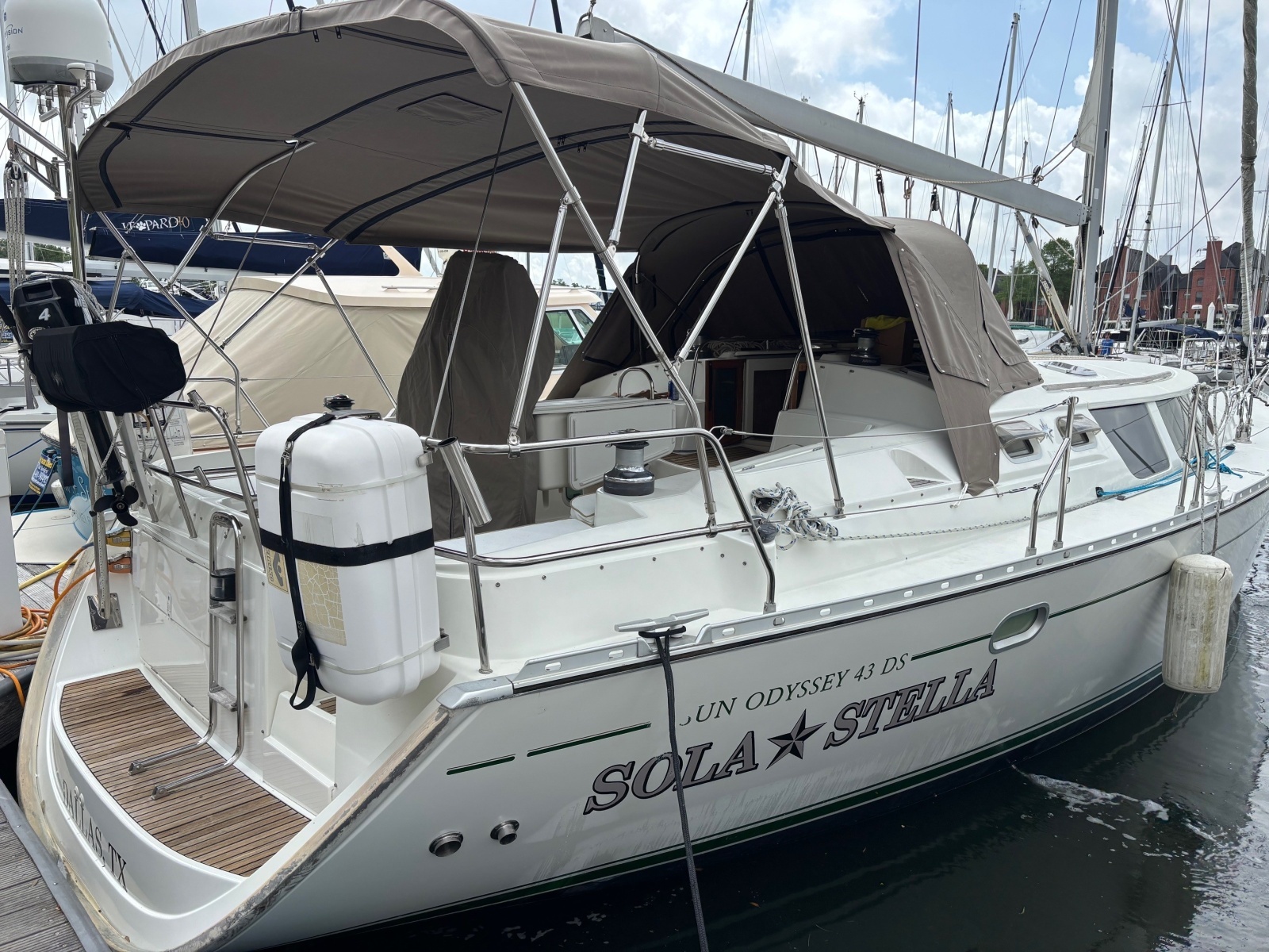 Sola Stella 43ft Jeanneau Yacht For Sale