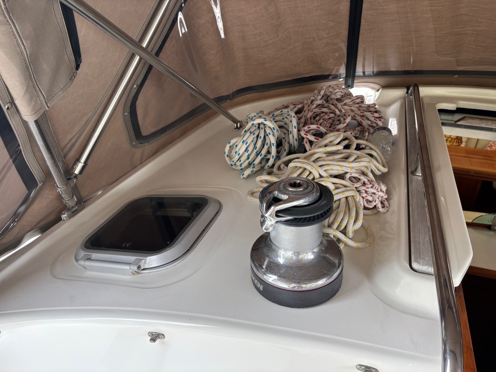 Sola Stella 43ft Jeanneau Yacht For Sale