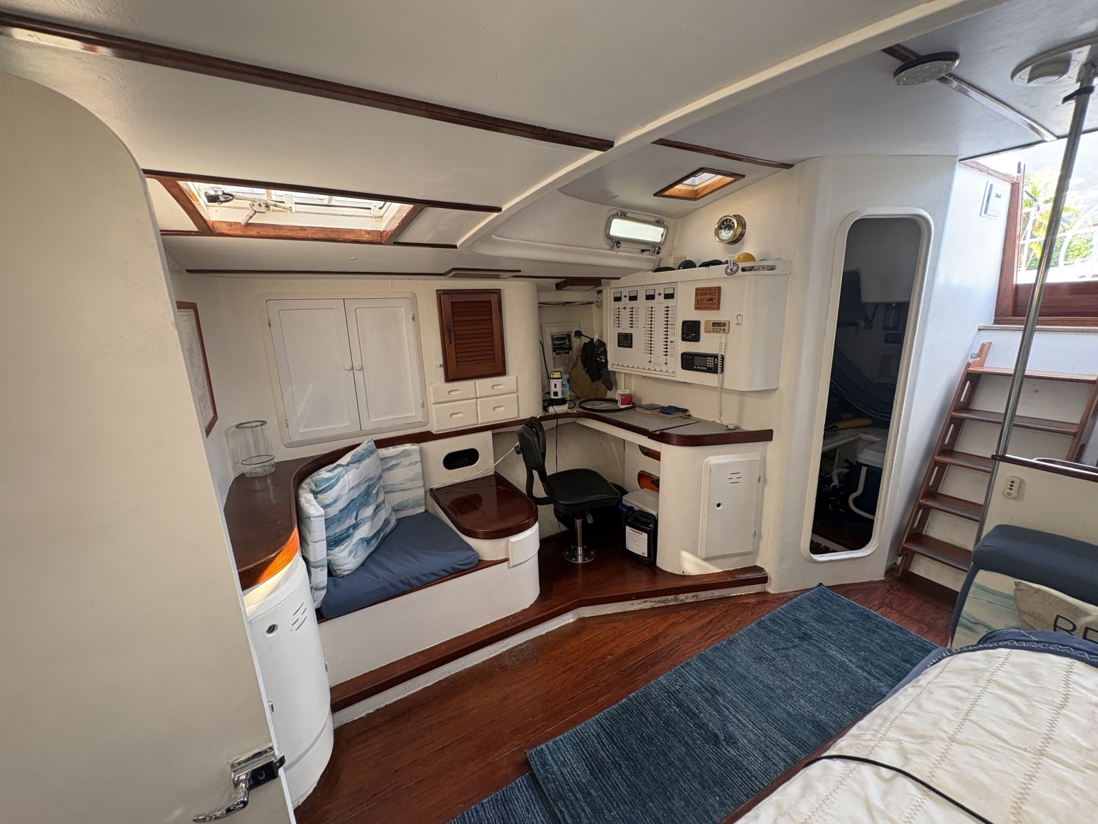 Windsong 50ft Morgan Yacht For Sale