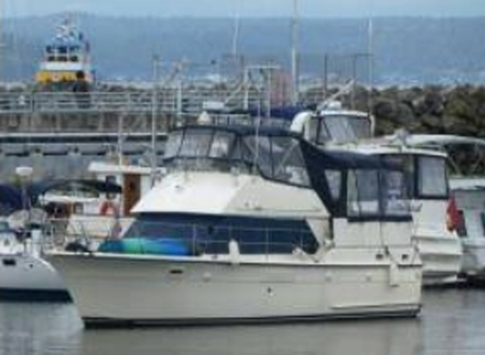 SERENITY 38ft Hatteras Yacht For Sale