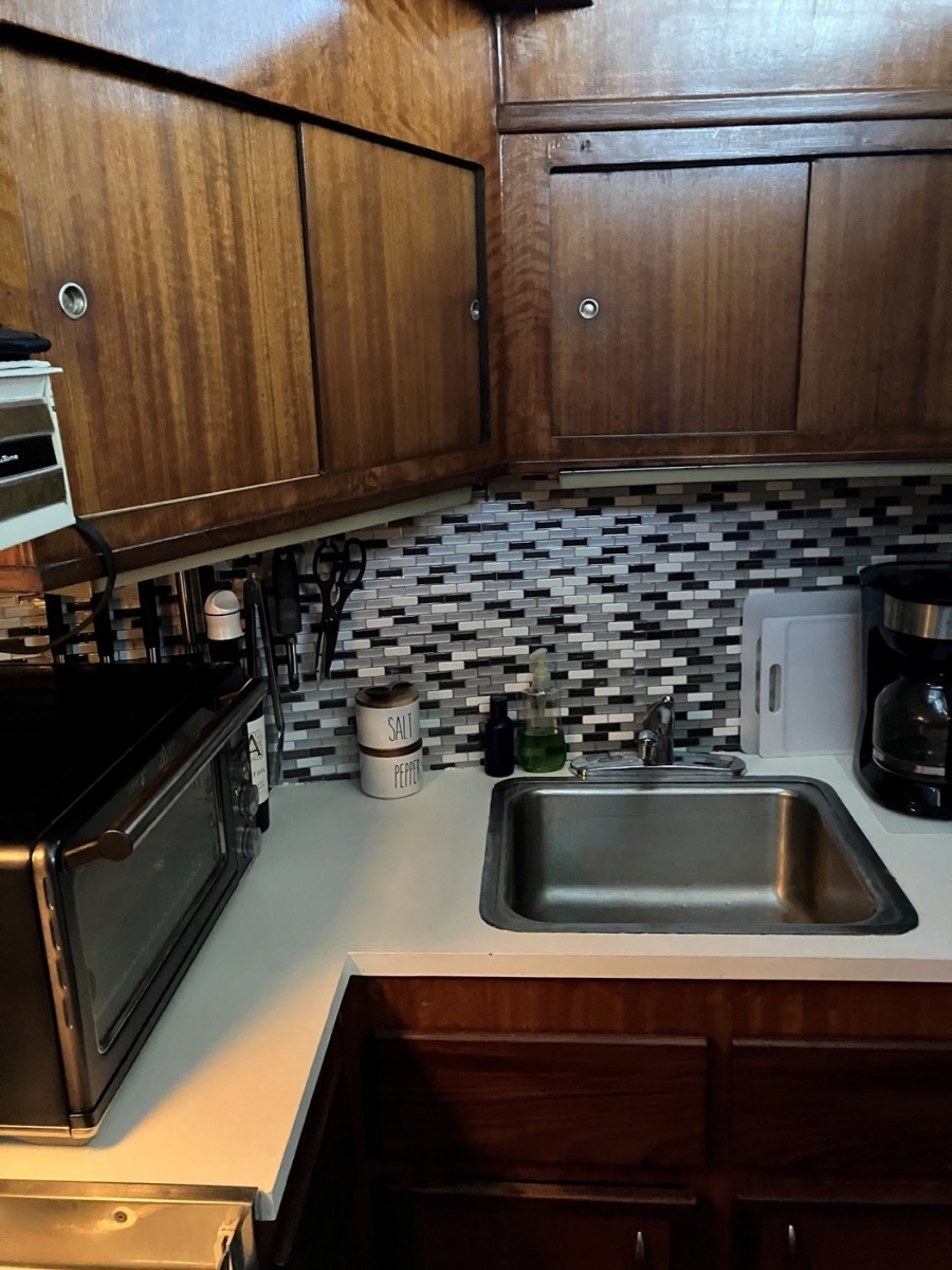 SERENITY 38ft Hatteras Yacht For Sale