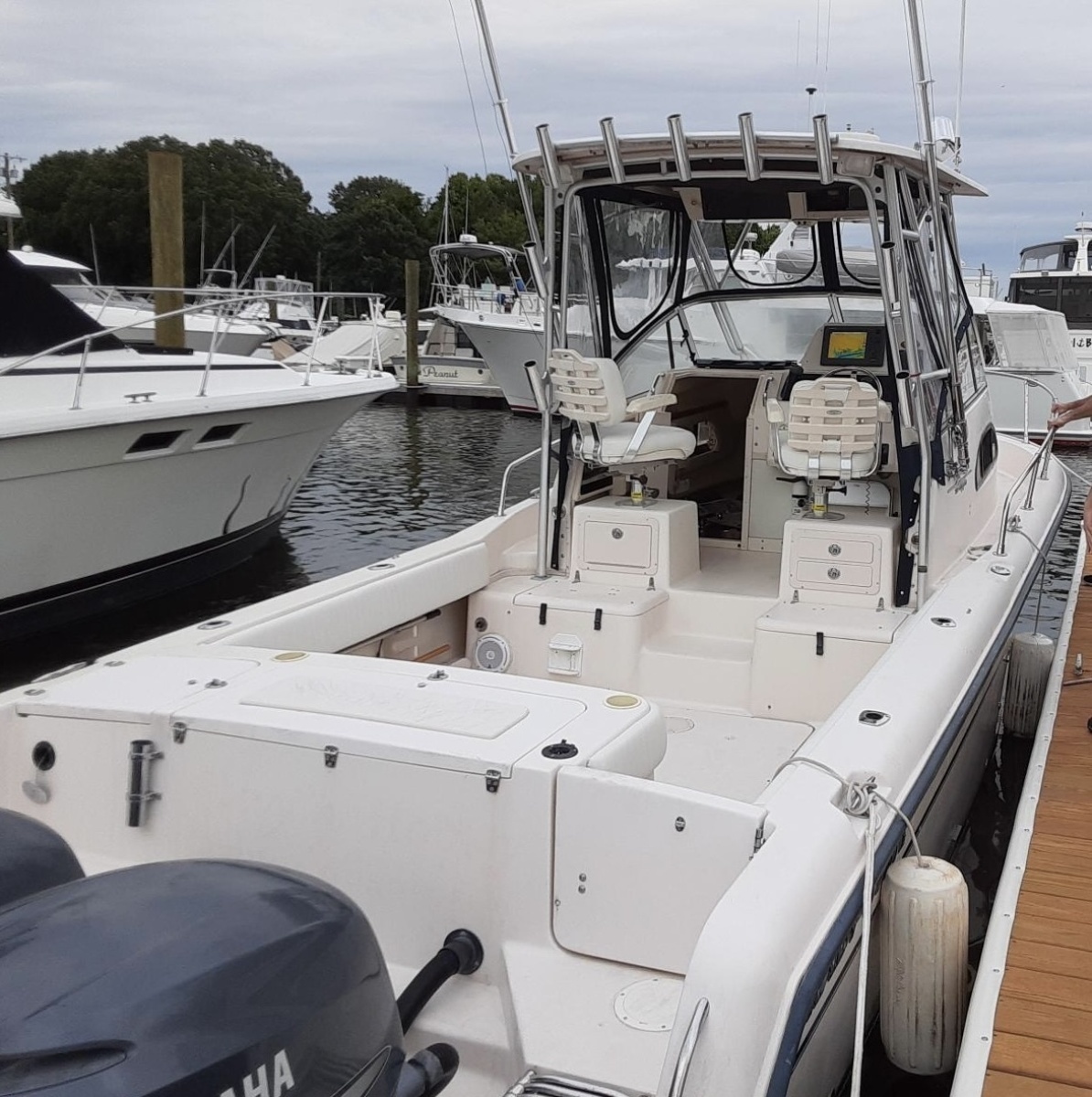 28ft Grady White Yacht For Sale