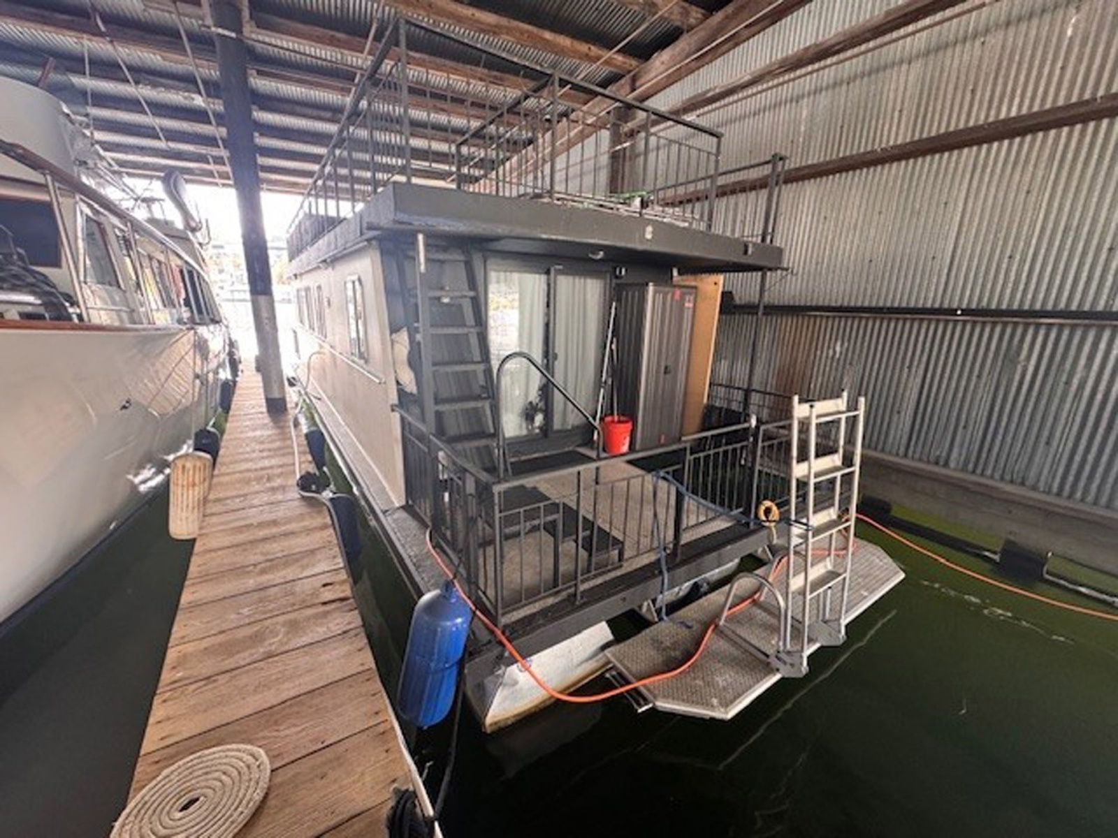 44ft Three Buoys Yacht For Sale