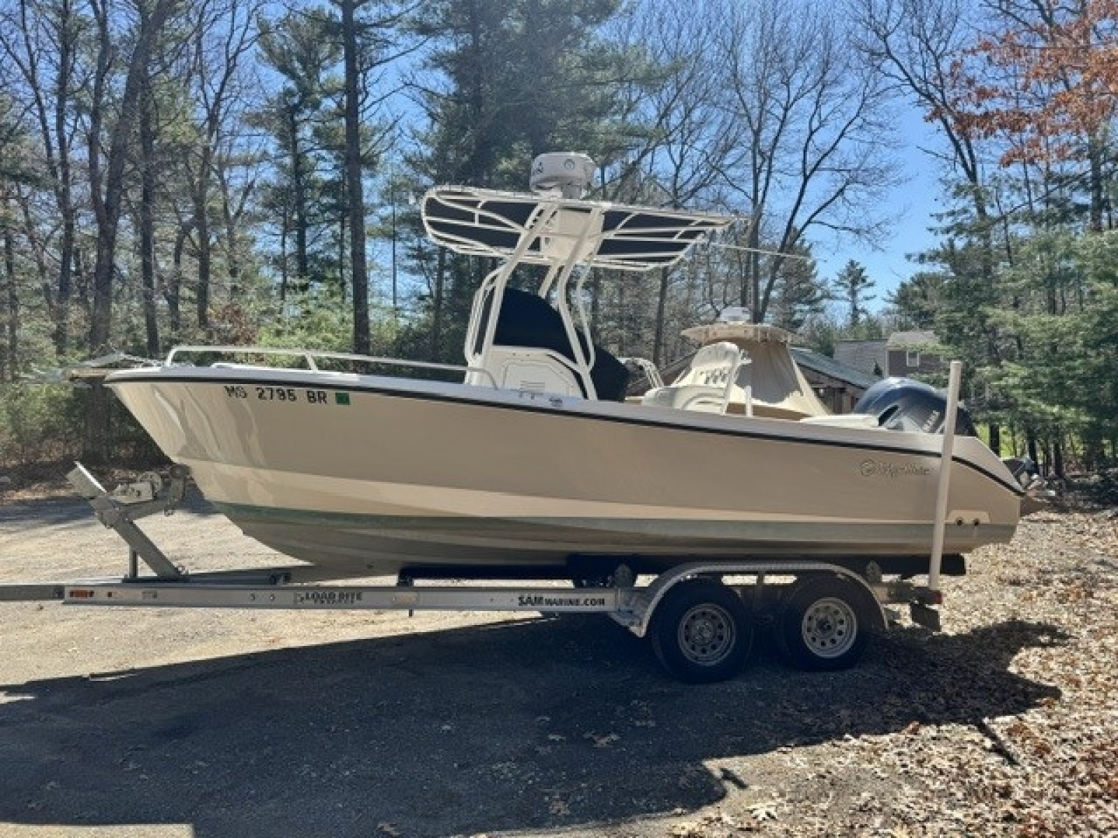 21' 2021 Edgewater 208 CC