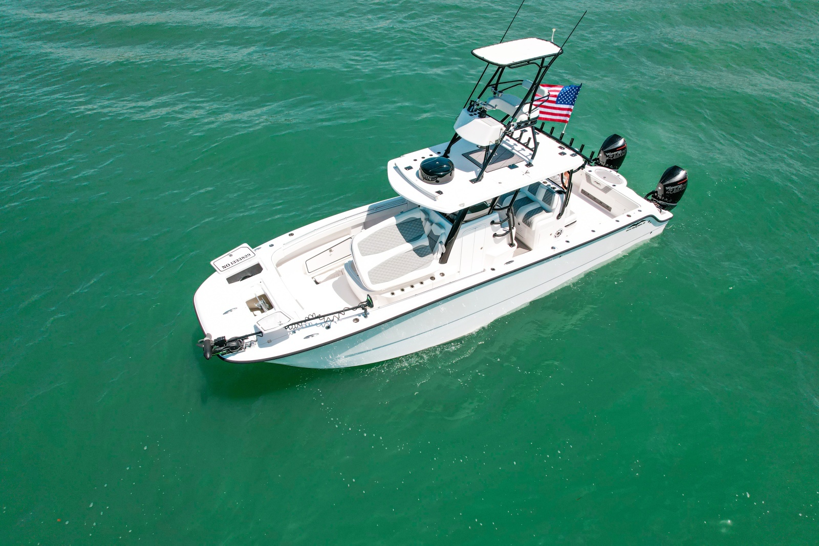 Compensating 33ft Invincible Yacht For Sale