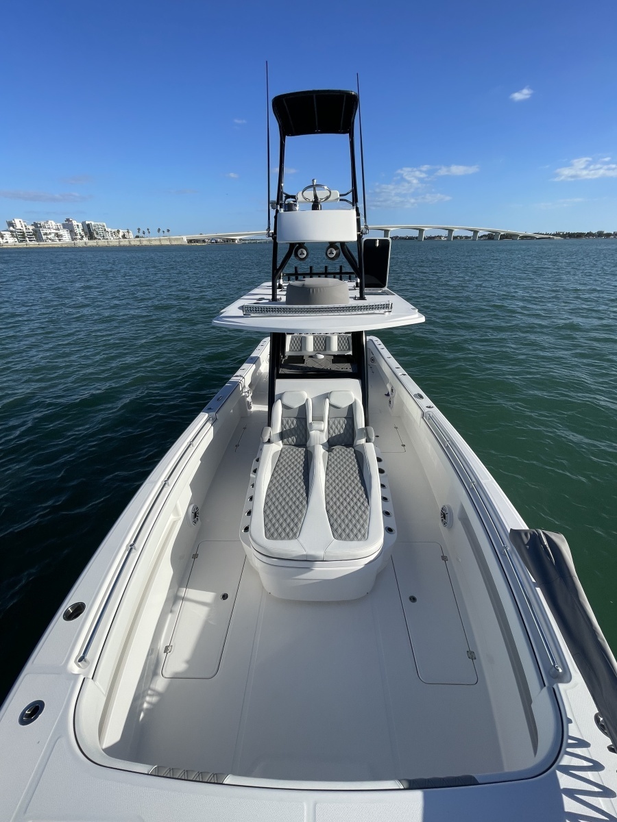 Compensating 33ft Invincible Yacht For Sale