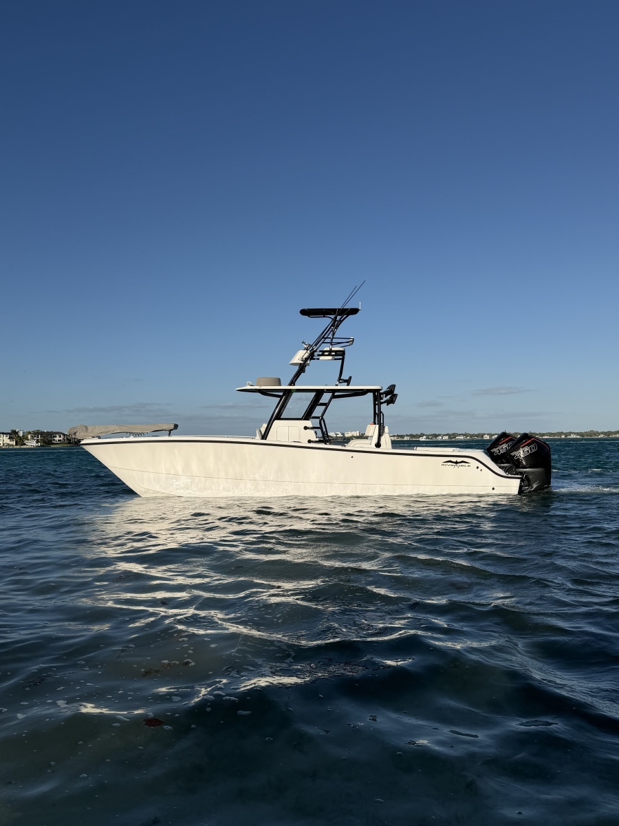 Compensating 33ft Invincible Yacht For Sale