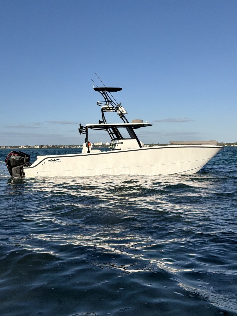 Compensating 33ft Invincible Yacht For Sale