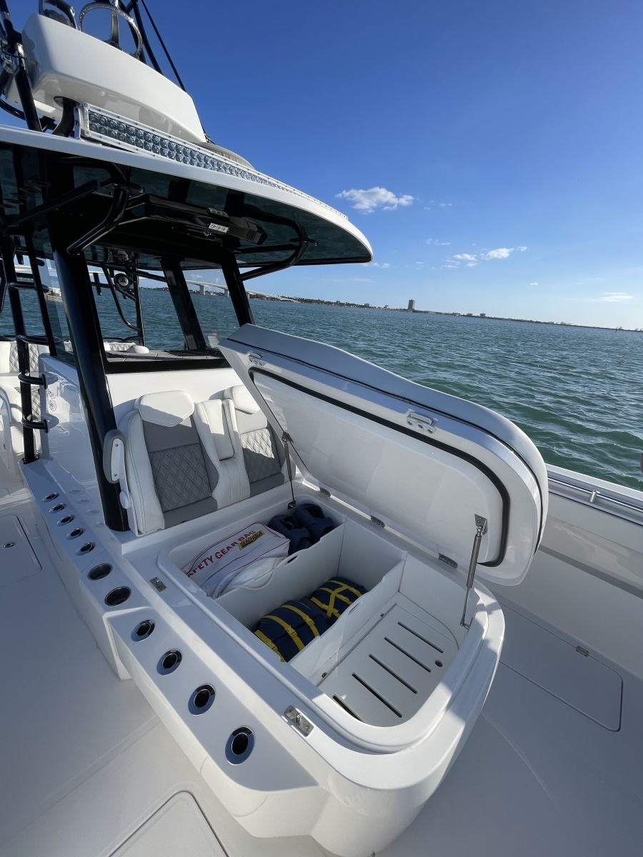 Compensating 33ft Invincible Yacht For Sale