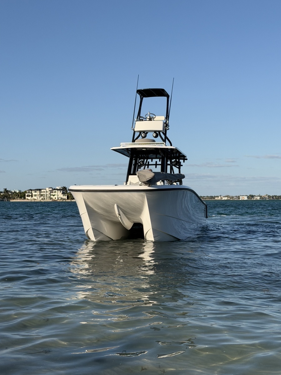 Compensating 33ft Invincible Yacht For Sale