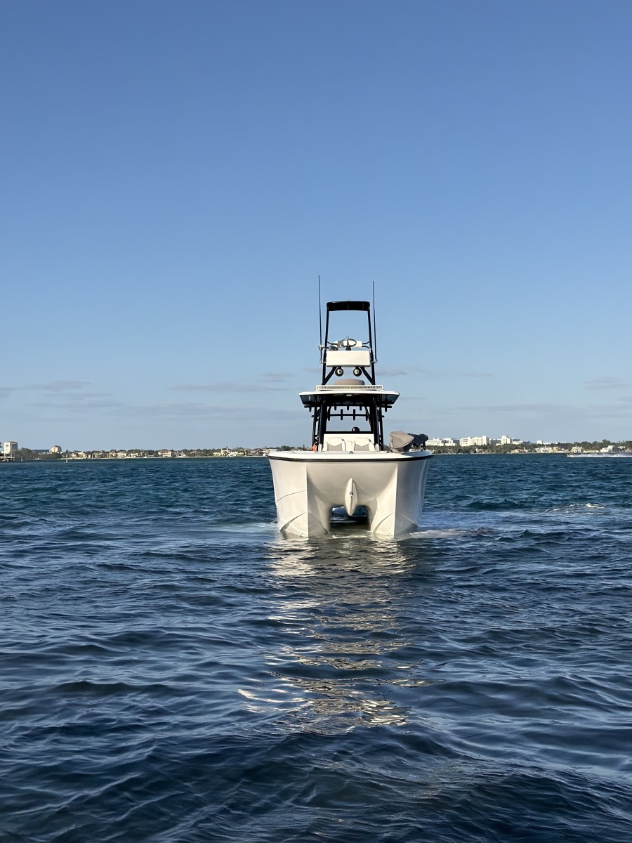 Compensating 33ft Invincible Yacht For Sale