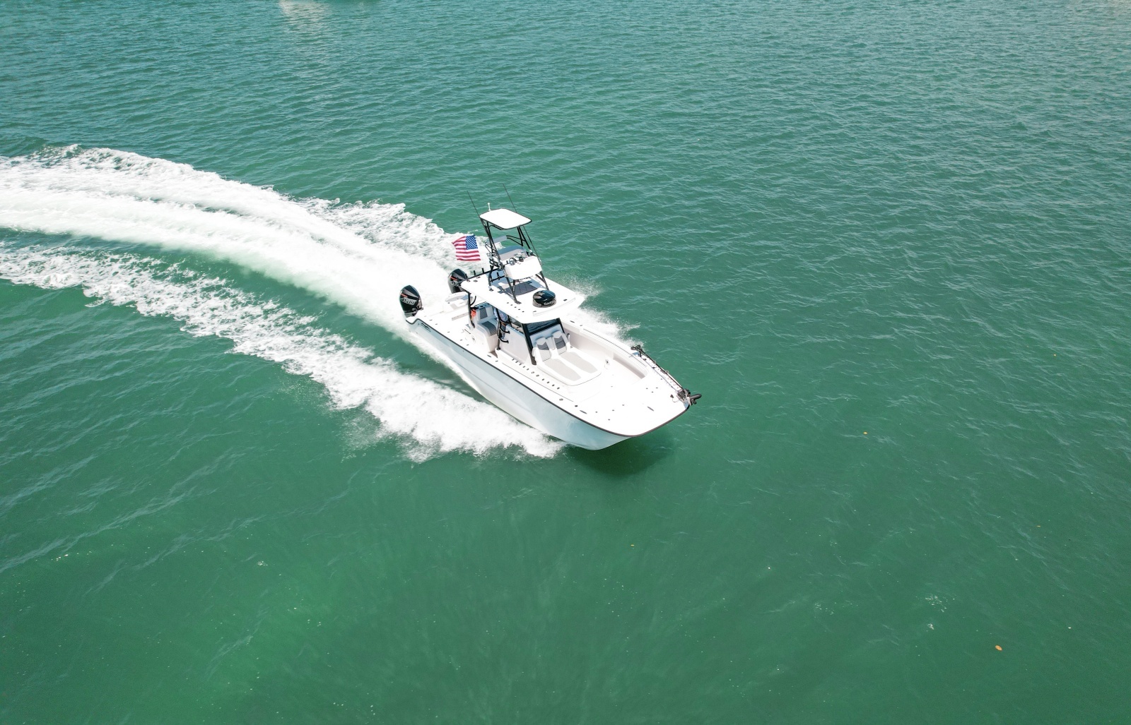Compensating 33ft Invincible Yacht For Sale