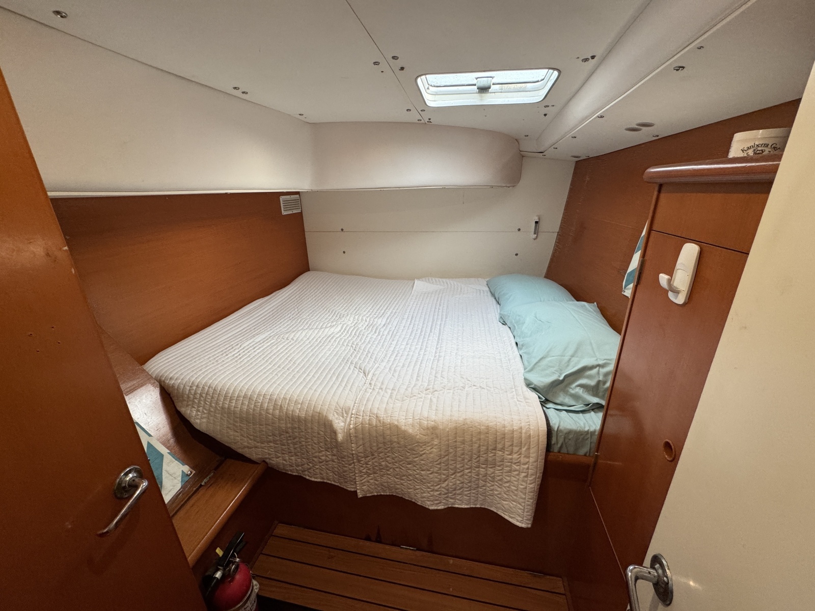 Into The Mystic 41ft Lagoon Yacht For Sale