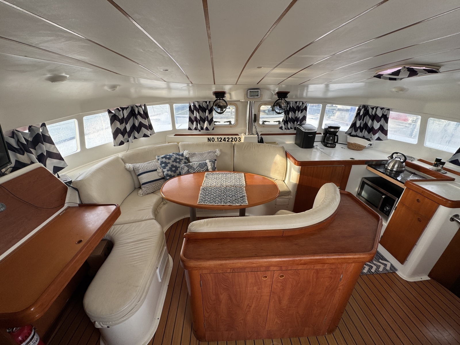 Into The Mystic 41ft Lagoon Yacht For Sale