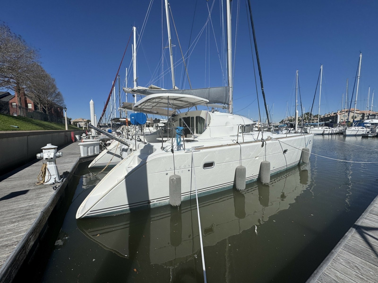 Into The Mystic 41ft Lagoon Yacht For Sale