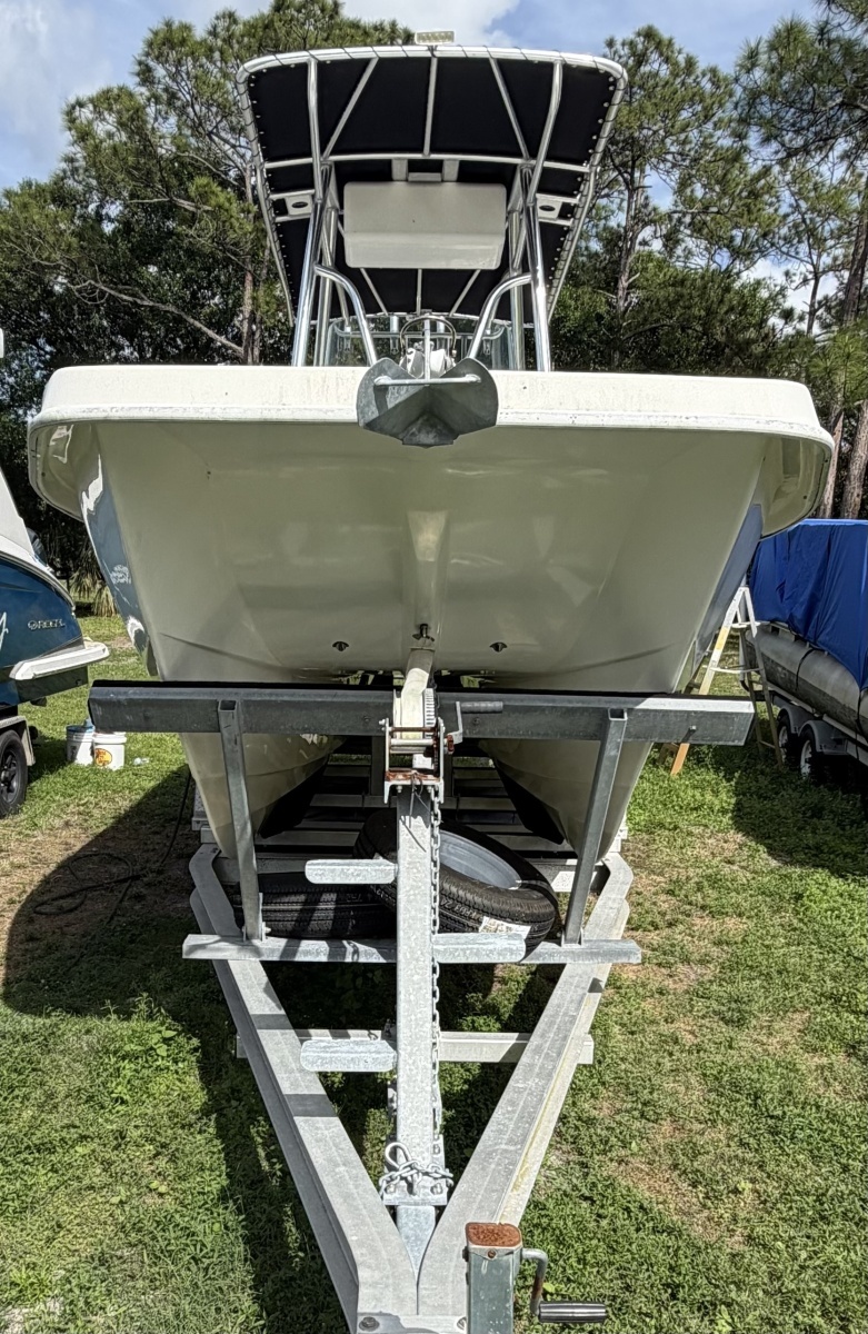 26ft Twin Vee Yacht For Sale