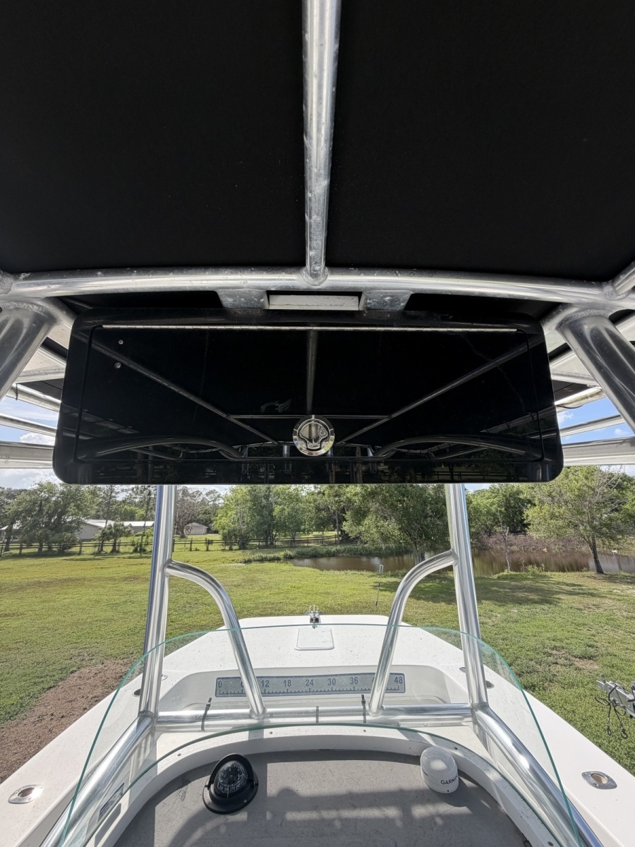 26ft Twin Vee Yacht For Sale