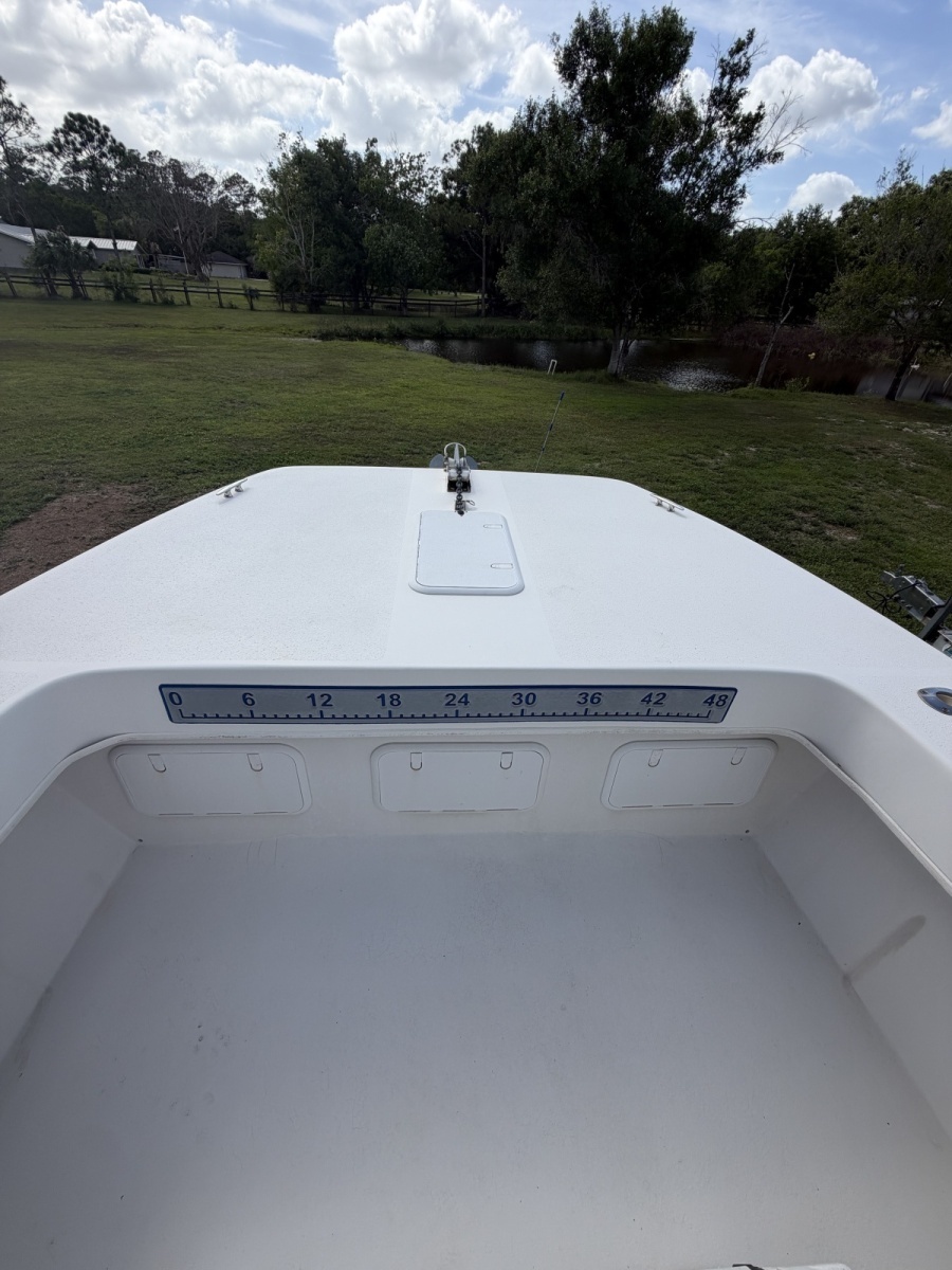 26ft Twin Vee Yacht For Sale