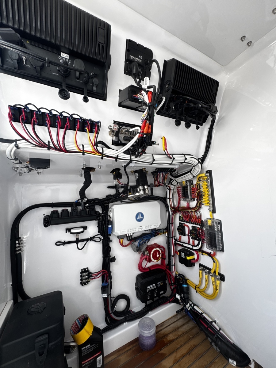 25ft Weaver Yacht For Sale