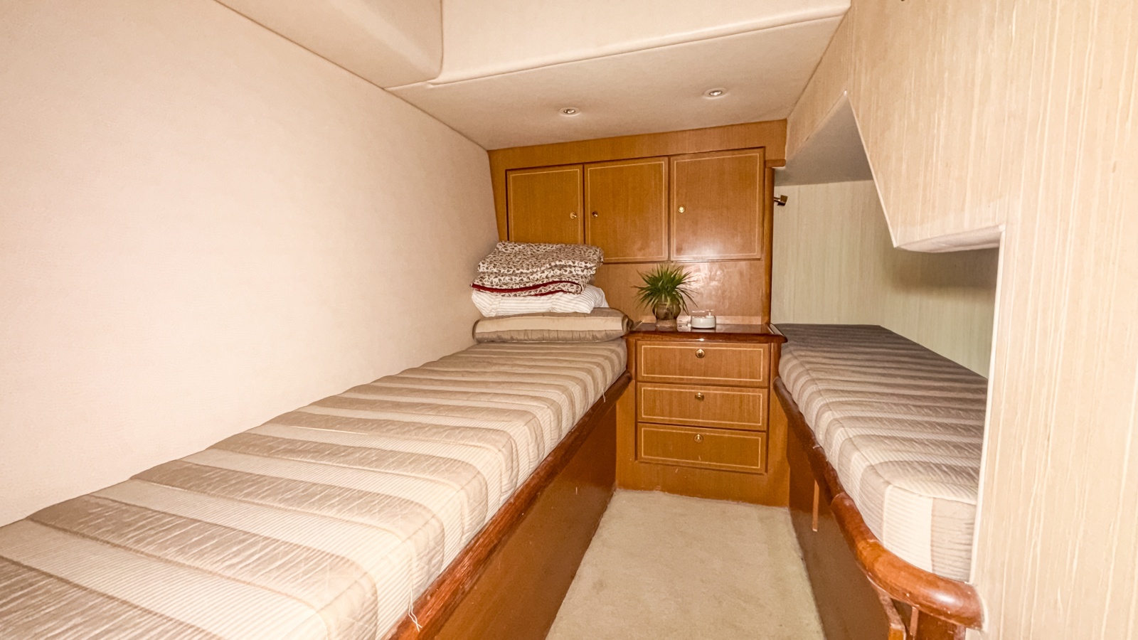 50' 2004 Ocean Yachts 50 Super Sport