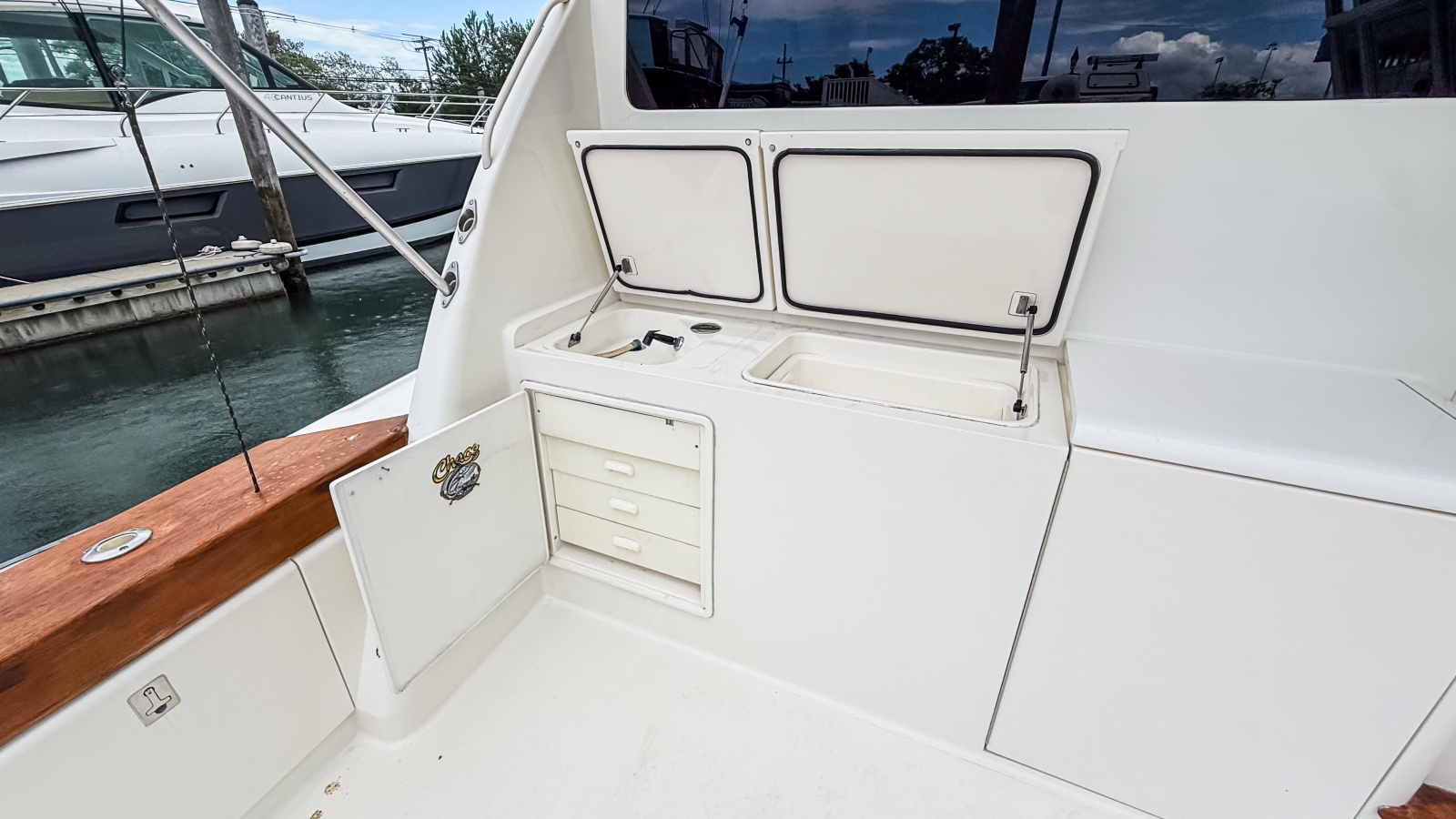 50' 2004 Ocean Yachts 50 Super Sport