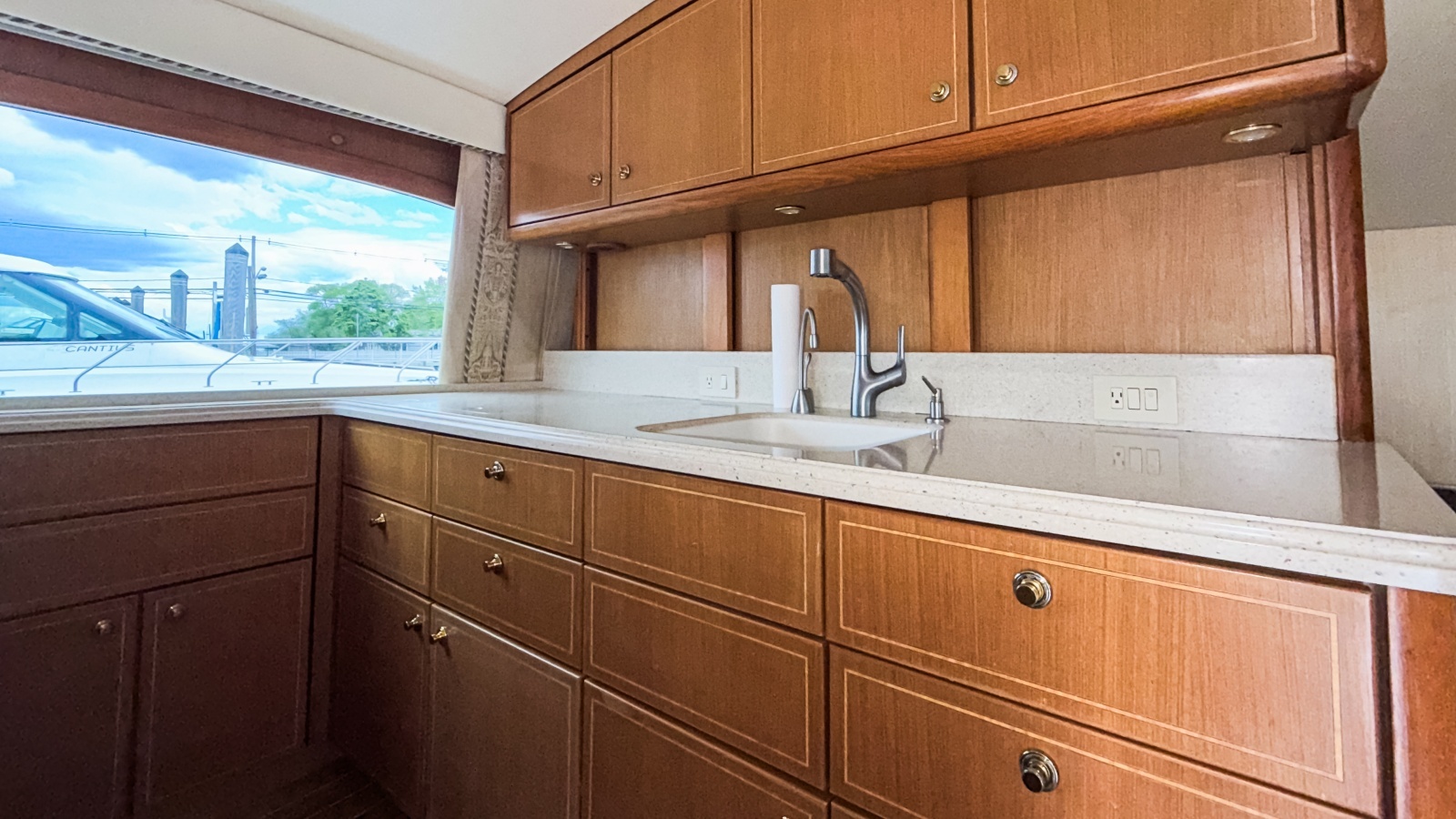 GOTCHA 50ft Ocean Yachts Yacht For Sale