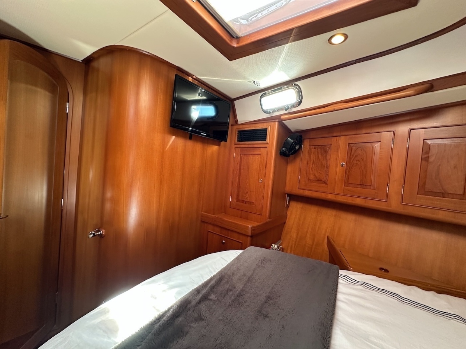 Relentless 56ft Hylas Yacht For Sale