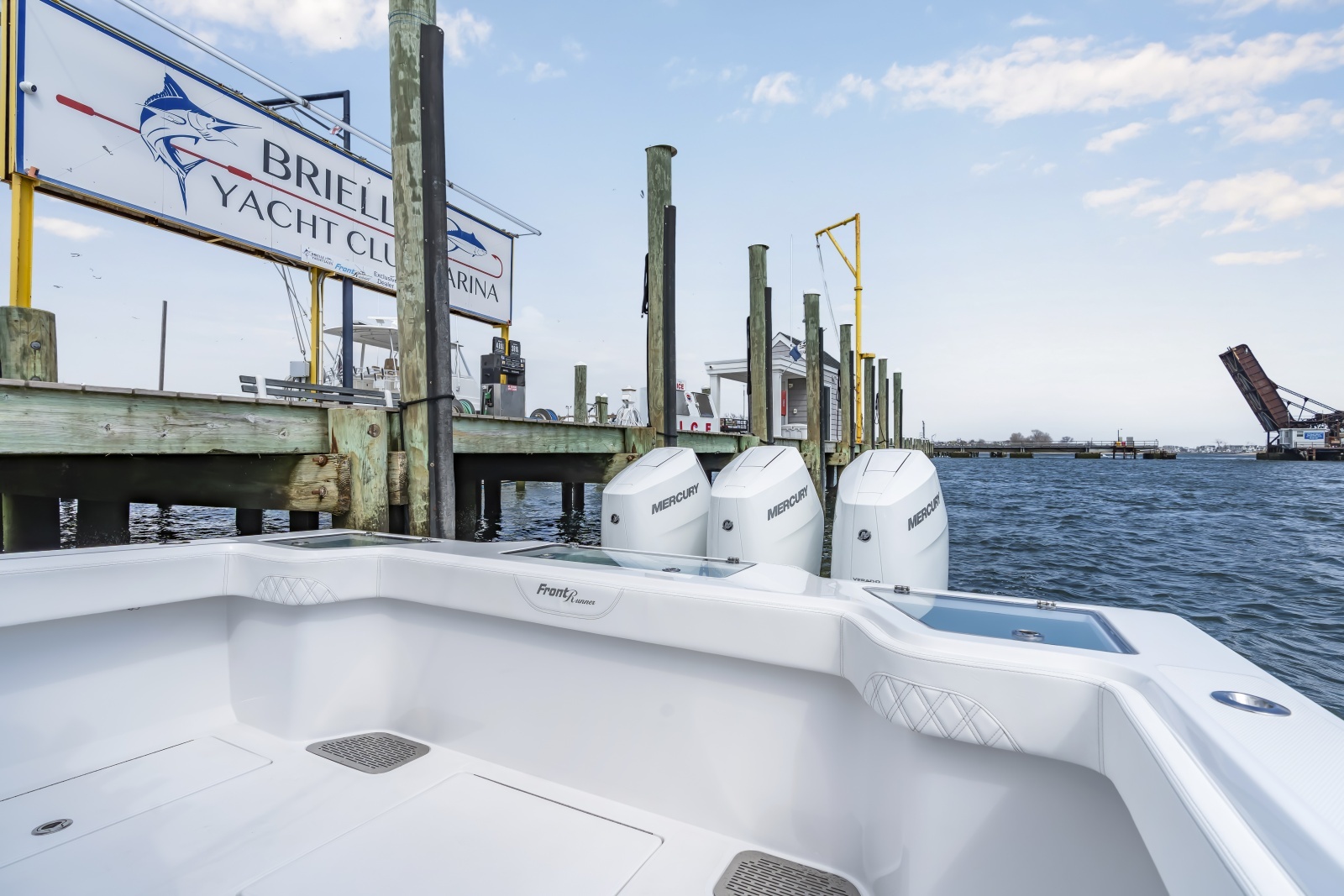 39ft Front Runner Yacht For Sale