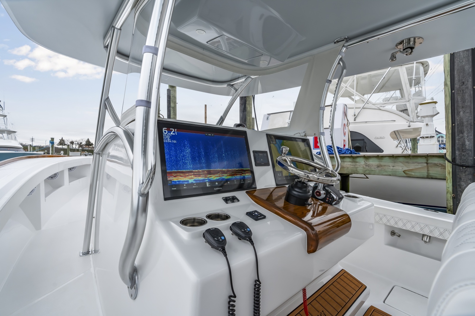 39ft Front Runner Yacht For Sale