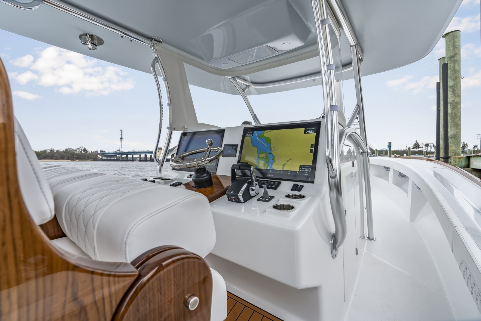 39ft Front Runner Yacht For Sale