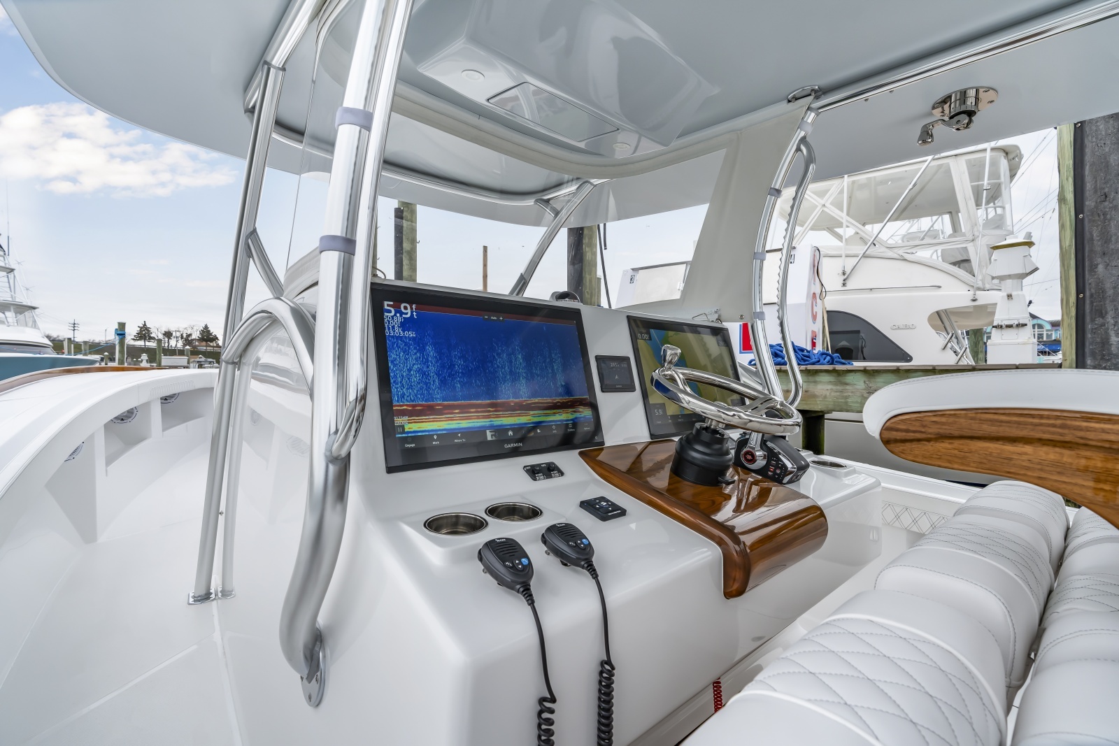 39ft Front Runner Yacht For Sale