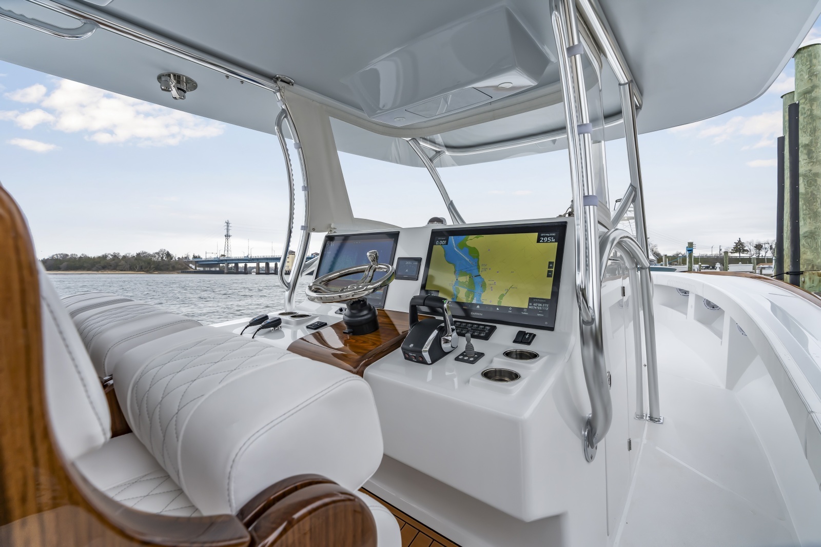 39ft Front Runner Yacht For Sale