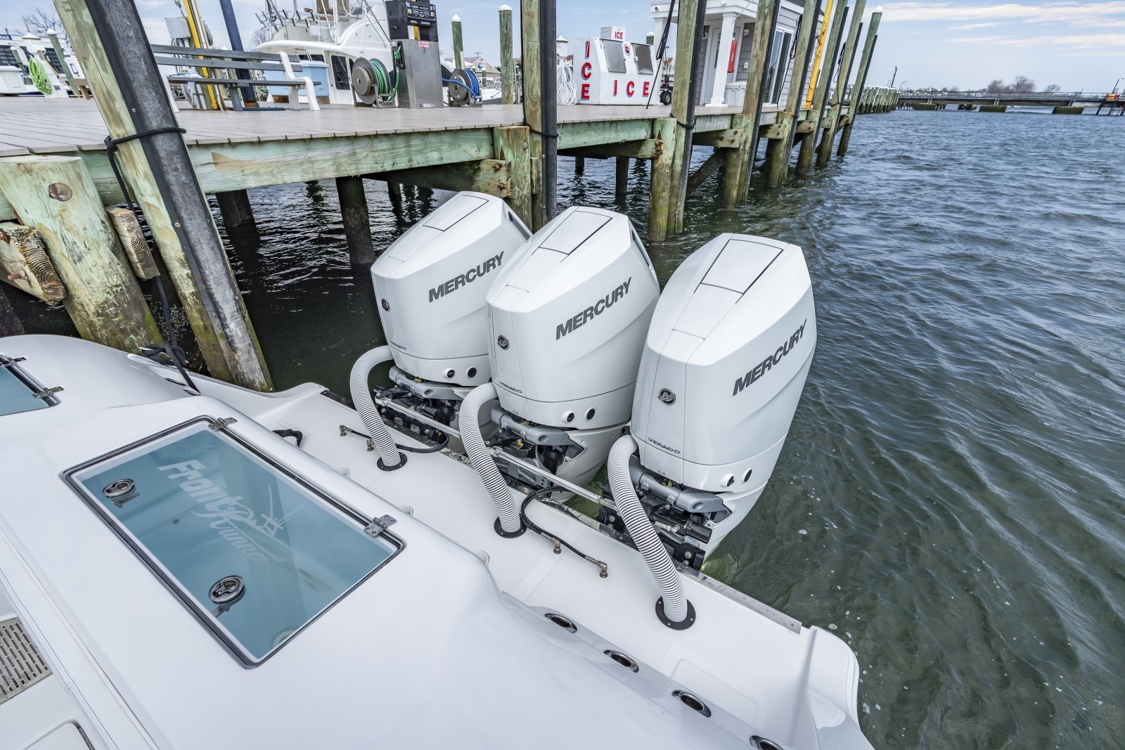 39ft Front Runner Yacht For Sale