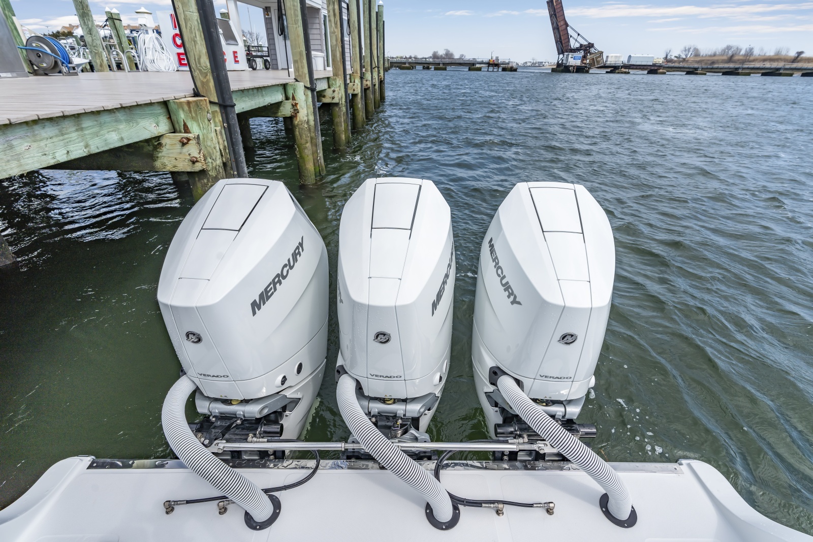 39ft Front Runner Yacht For Sale